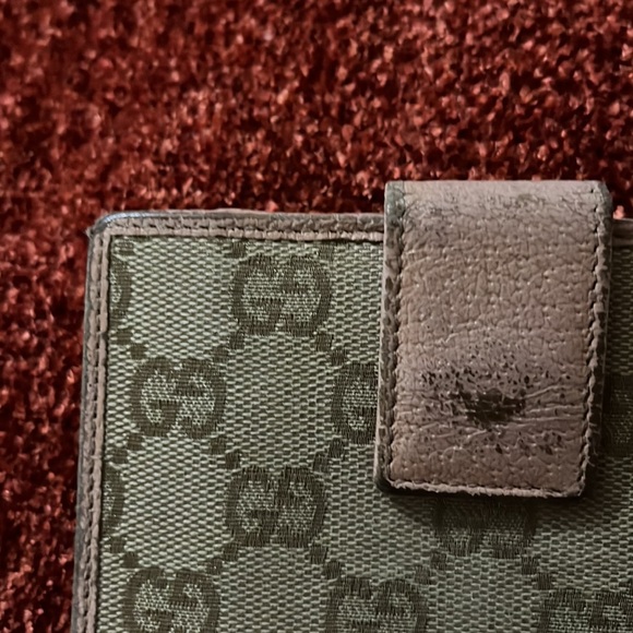 GUCCI WALLET - Picture 14 of 16